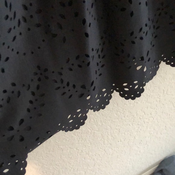 Little black dress - Picture 3 of 3